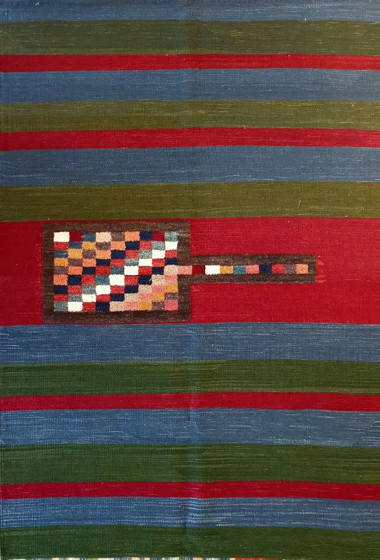 175 x 124 cm, Kelim-Nimbaft, 740 Euro