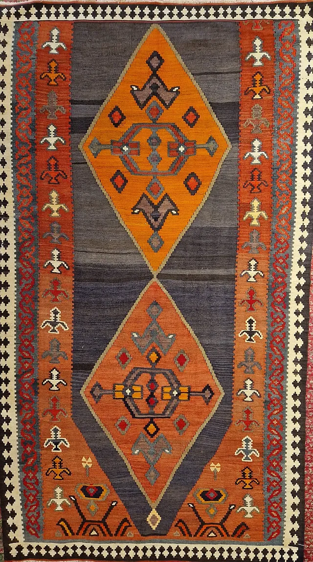 Schiraz, 250 x 140 cm, 880 Euro