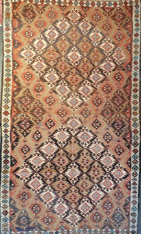 230 x 137 cm, Avanos, 980 Euro