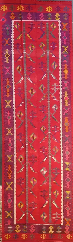 369 x 113 cm, Hakkari, 880 Euro